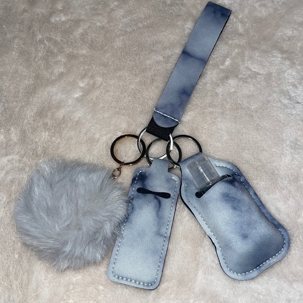 Marble Pom Pom Keychain